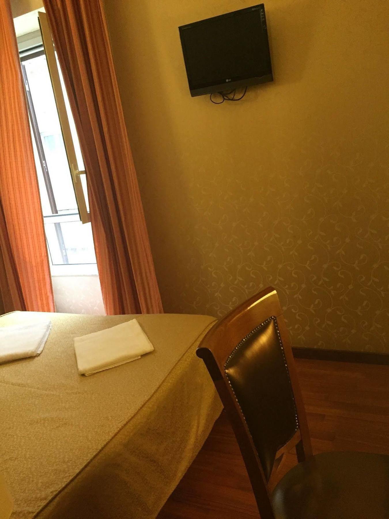 Hotel Divine Roma Dış mekan fotoğraf
