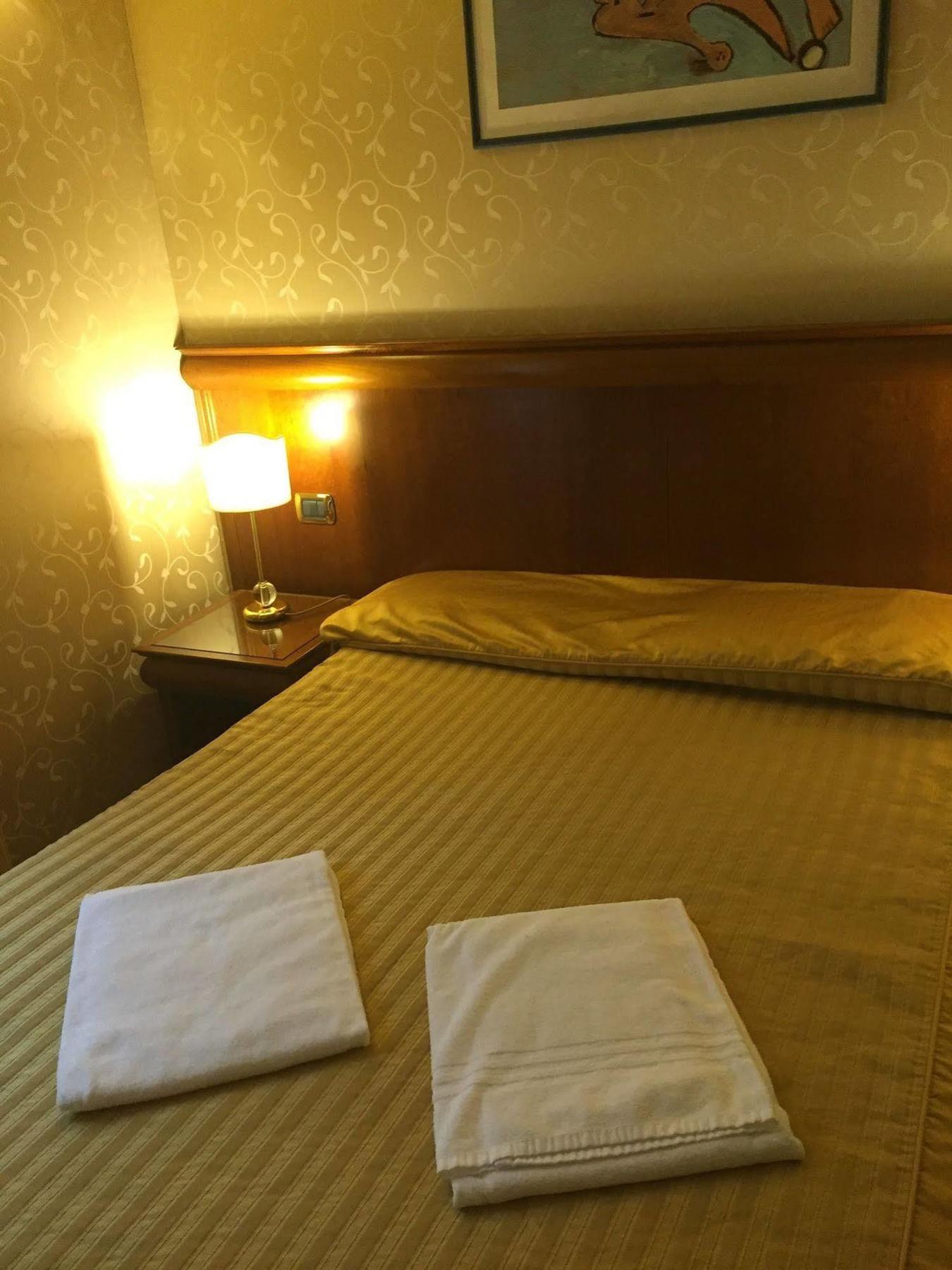 Hotel Divine Roma Dış mekan fotoğraf